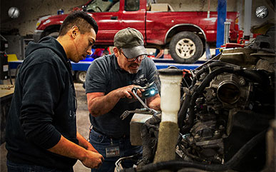 Student Orlando Badillo and Instructor Seth Robbins