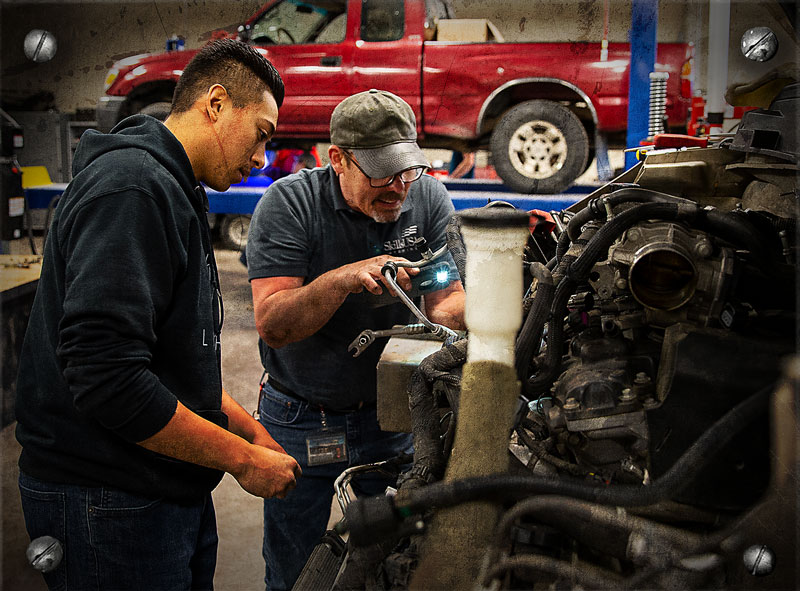 Student Orlando Badillo and Instructor Seth Robbins