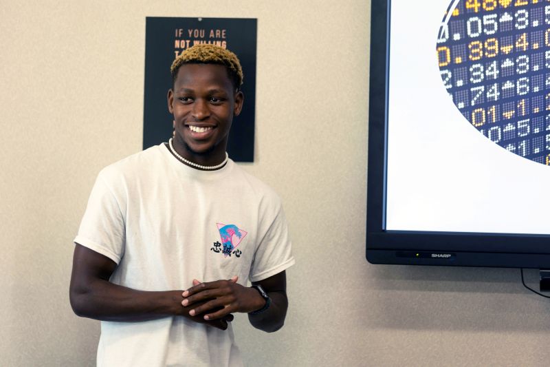 An LCCC student gives a presentation in his STRT course.